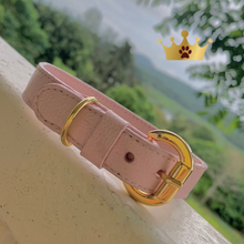 Cargar imagen en el visor de la galería, Collares de Cuero