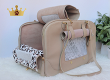 Cargar imagen en el visor de la galería, Royal Carrier